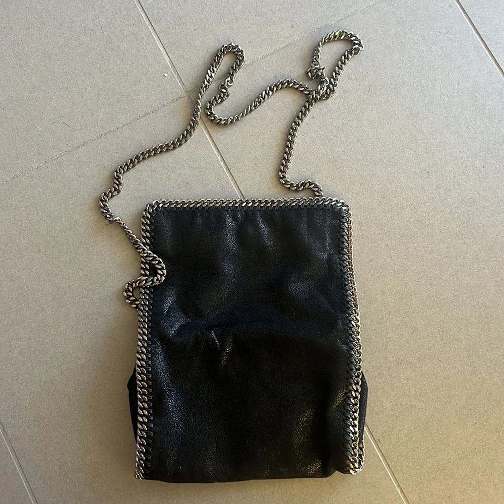 Stella McCartney shaggy deer Falabella crossbody bag in black - Picture 7 of 9